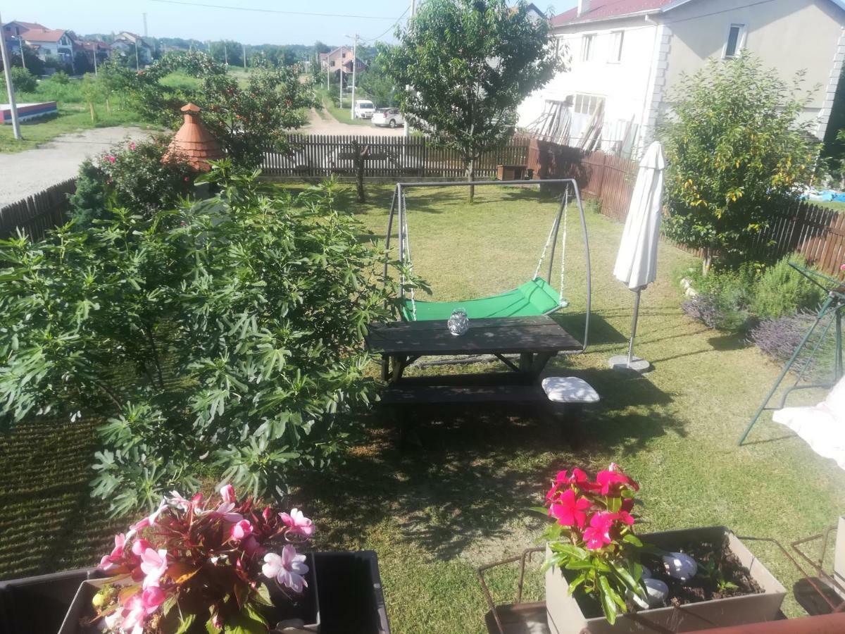 Anejo Apartment Belgrad Exteriör bild